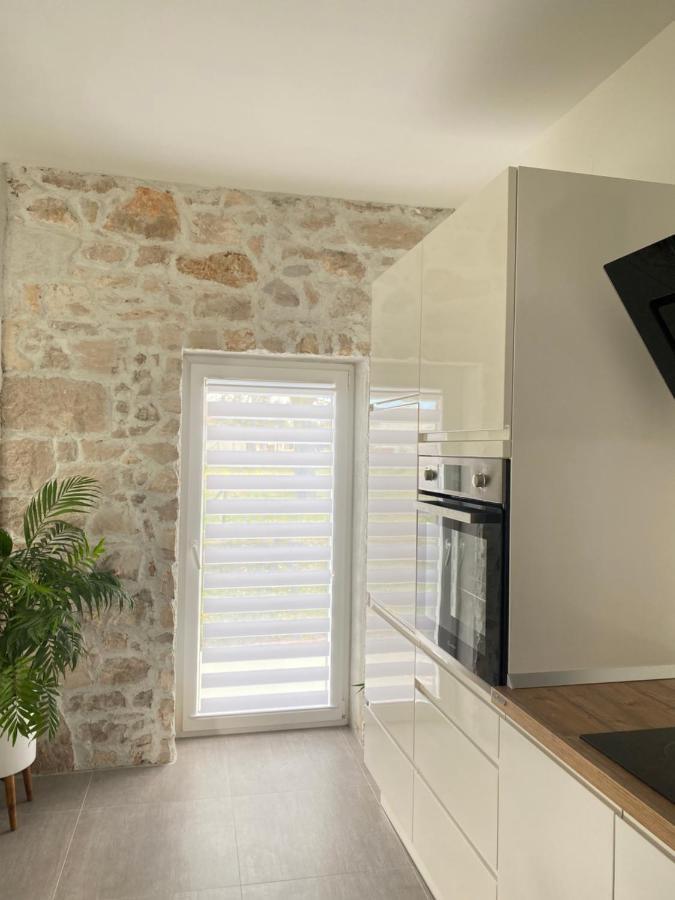 Holiday House Lucia Sukošan Екстериор снимка