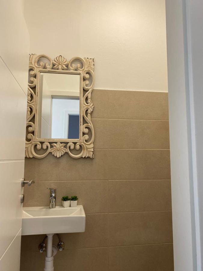 Holiday House Lucia Sukošan Екстериор снимка