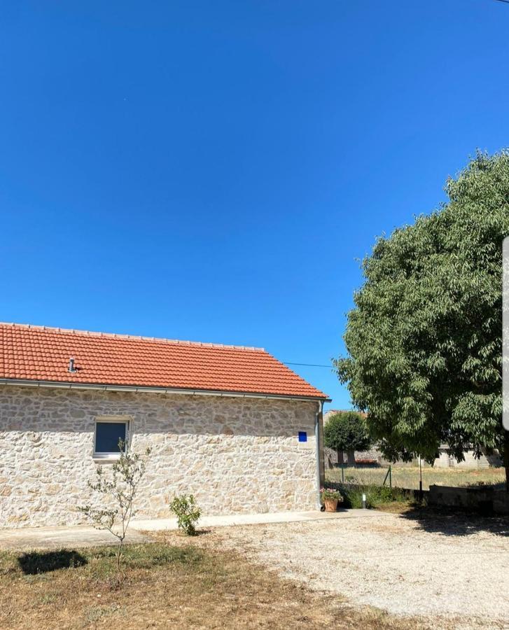 Holiday House Lucia Sukošan Екстериор снимка